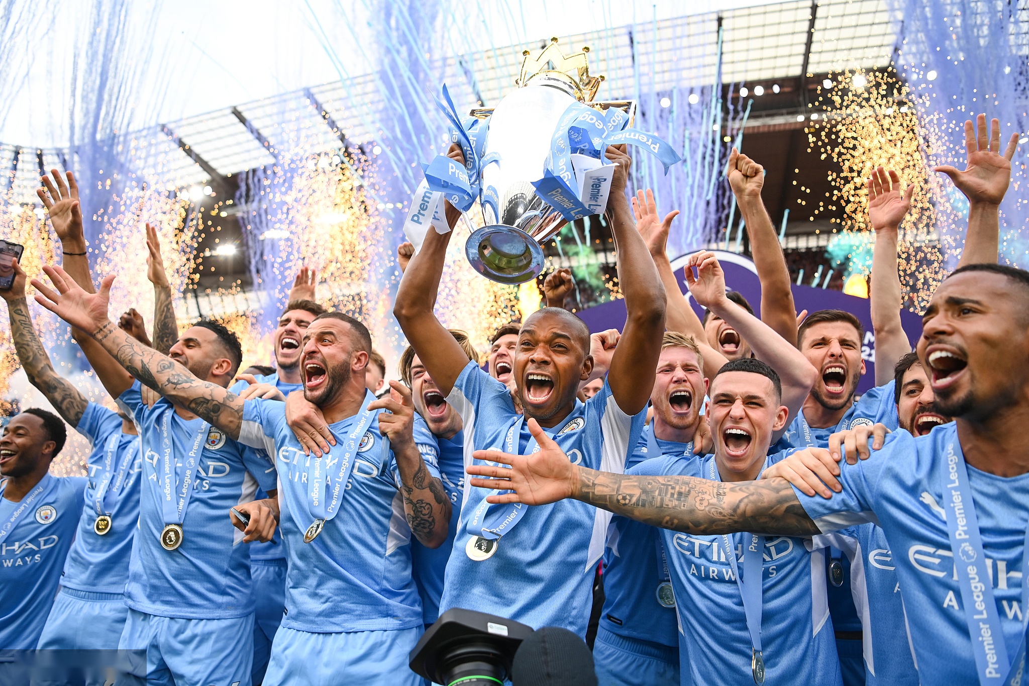 超级巨星 超级巨星